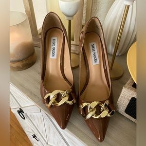 Steve Madden lalette chain link pump